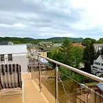 Cecylia 3*