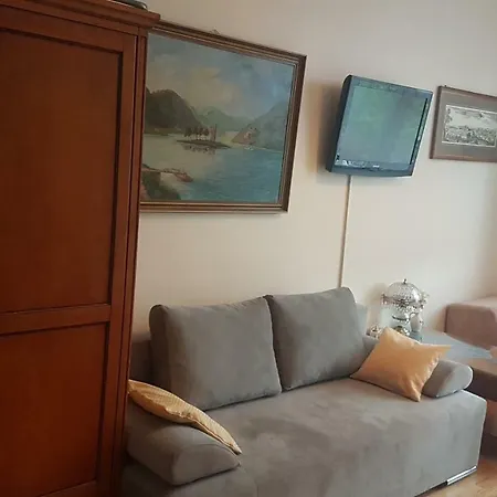 Cecylia Bed & Breakfast 3*